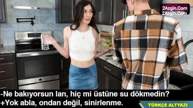 Sutyen Giyinmeyen Kız Tişörtüne Su Dökerek Meme Uçlarını Sergileyerek Azdırdı – Türkçe Altyazılı Seks izle